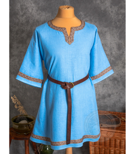 Slavic short-sleeved linen tunic with brown geometric trims