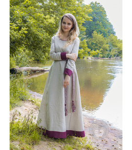 Slavic linen dress with linen hems and round neckline, decorated with 100% wool handwoven trim