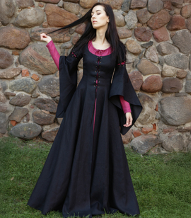 MORGAINE -— Blend viscose fantasy wide overdres with a front lace-up front and detachable sleeves