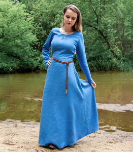 Late medieval Side-laced linen Cotte dress