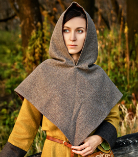 Skjoldehamn woolen hood with linen lining