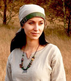 Linen Slavic Kerchief with temple rings