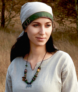 Slavic triangular linen scarf with linen trim, decorated with bronze temple rings