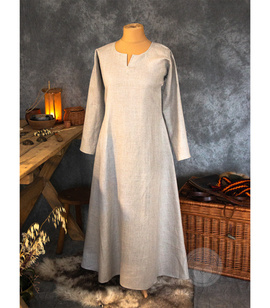 Early Medieval linen underdress with split neckline and two wedges