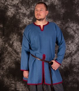 Early medieval tunic horse riding