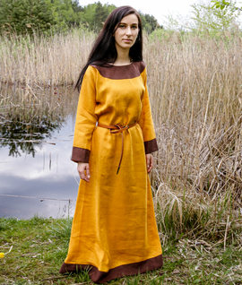 Early Medieval linen dress with wide linen trim